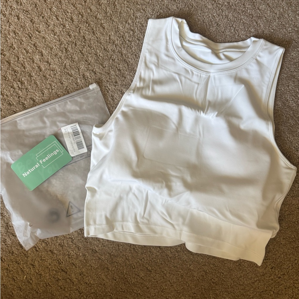White Sports Bra Cropped Top Amazon by Natural Feelings